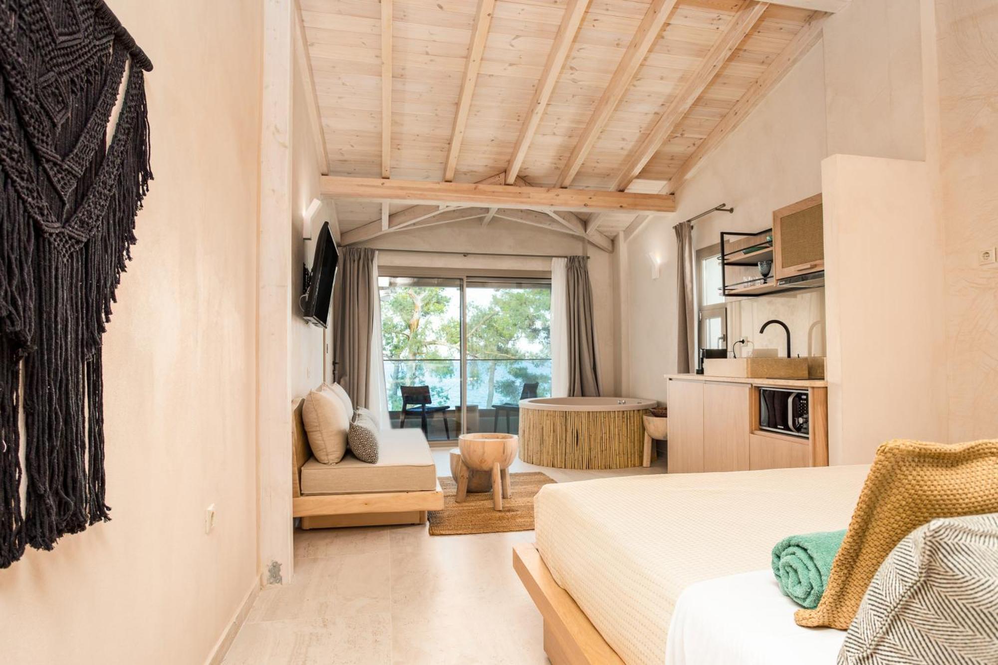 Mako Sea & Suites Pefkochori Chambre photo
